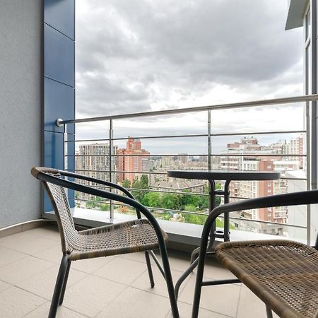 קייב Petrovdom 11-212 In Rc Central Park Residence Complex מראה חיצוני תמונה