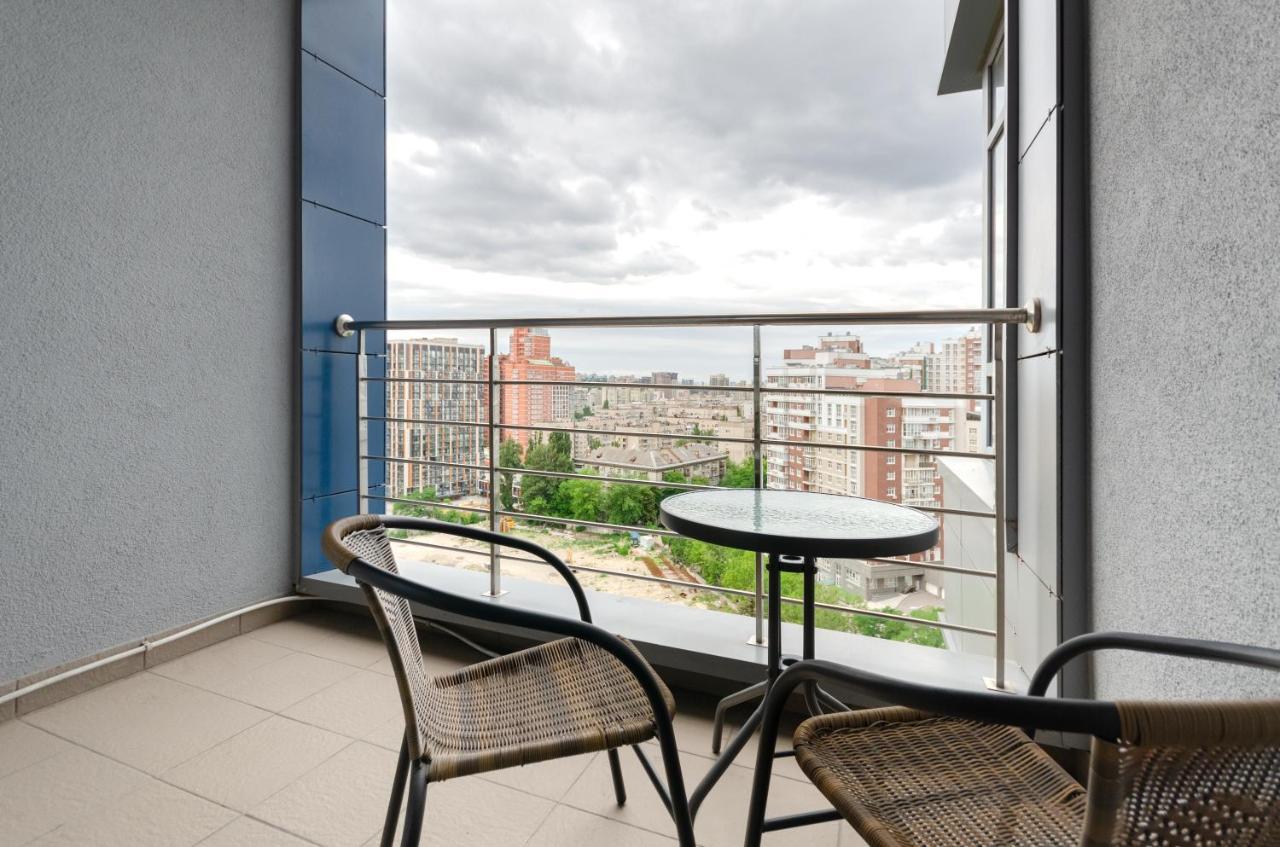 קייב Petrovdom 11-212 In Rc Central Park Residence Complex מראה חיצוני תמונה